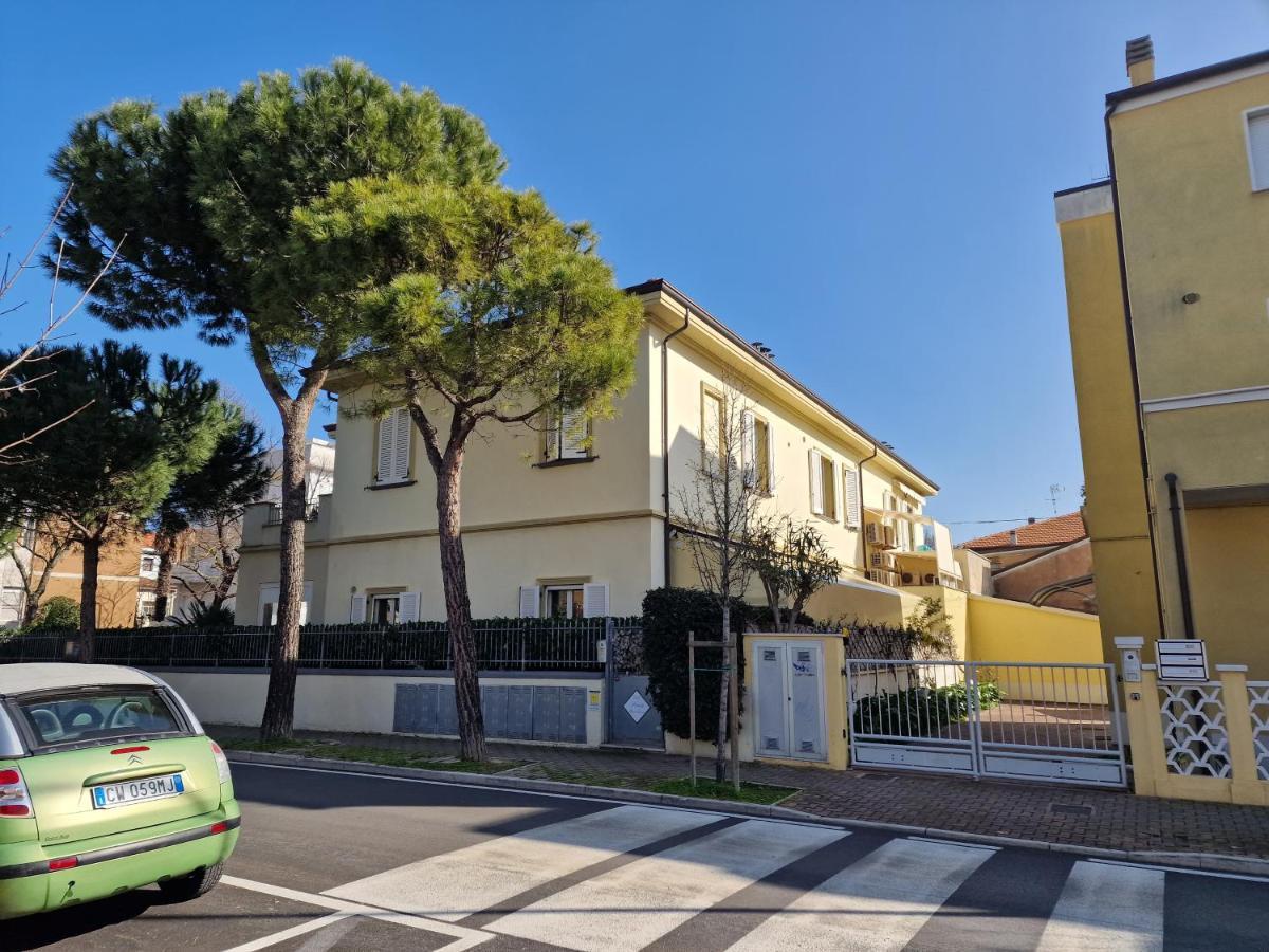 Villa Sante Residence Pésaro Exterior foto