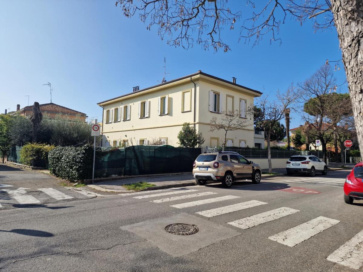 Villa Sante Residence Pésaro Exterior foto