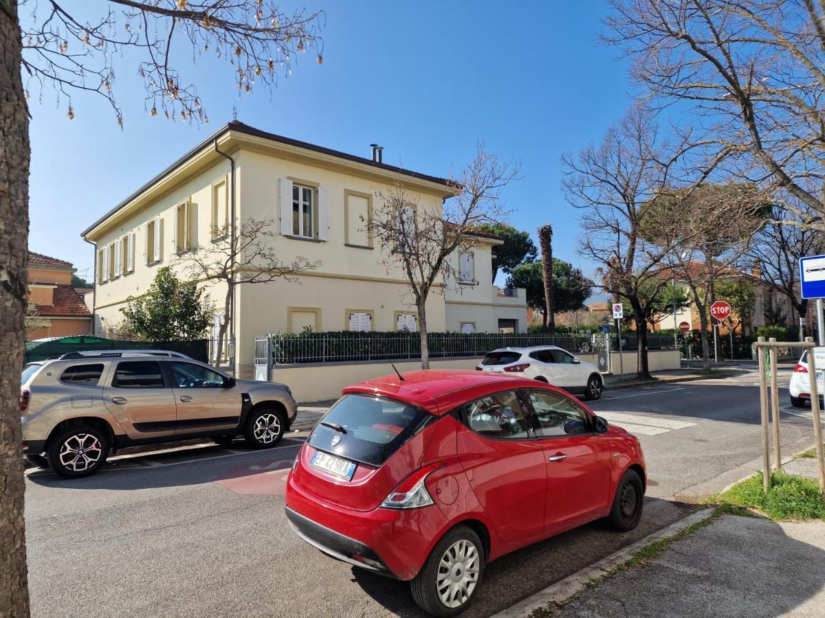 Villa Sante Residence Pésaro Exterior foto